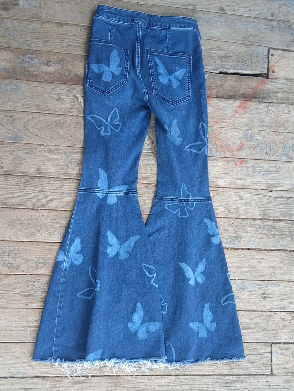 EUC Free People Dark Blue Butterfly Flare Jeans Flat Front Size 25 Short